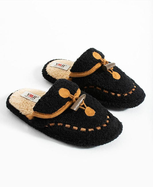 YPNMR women's winter slippers with a toggle closure