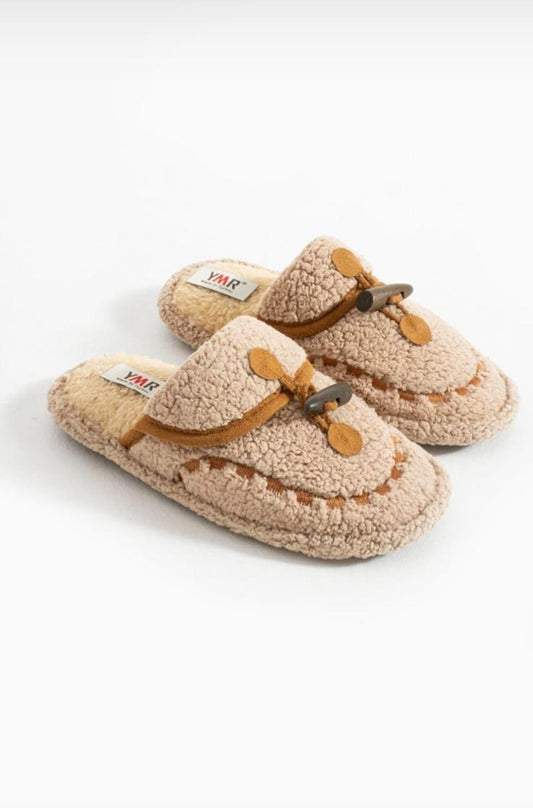 Women's plush winter slippers
